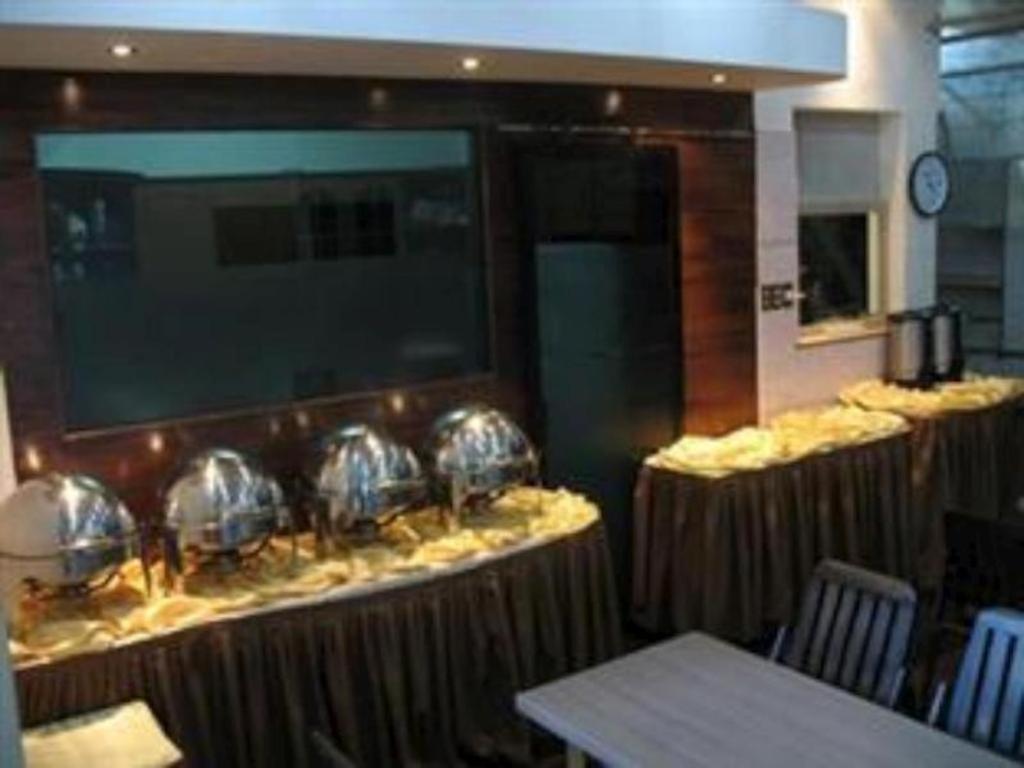 Mervit Hotel Padang  Zewnętrze zdjęcie