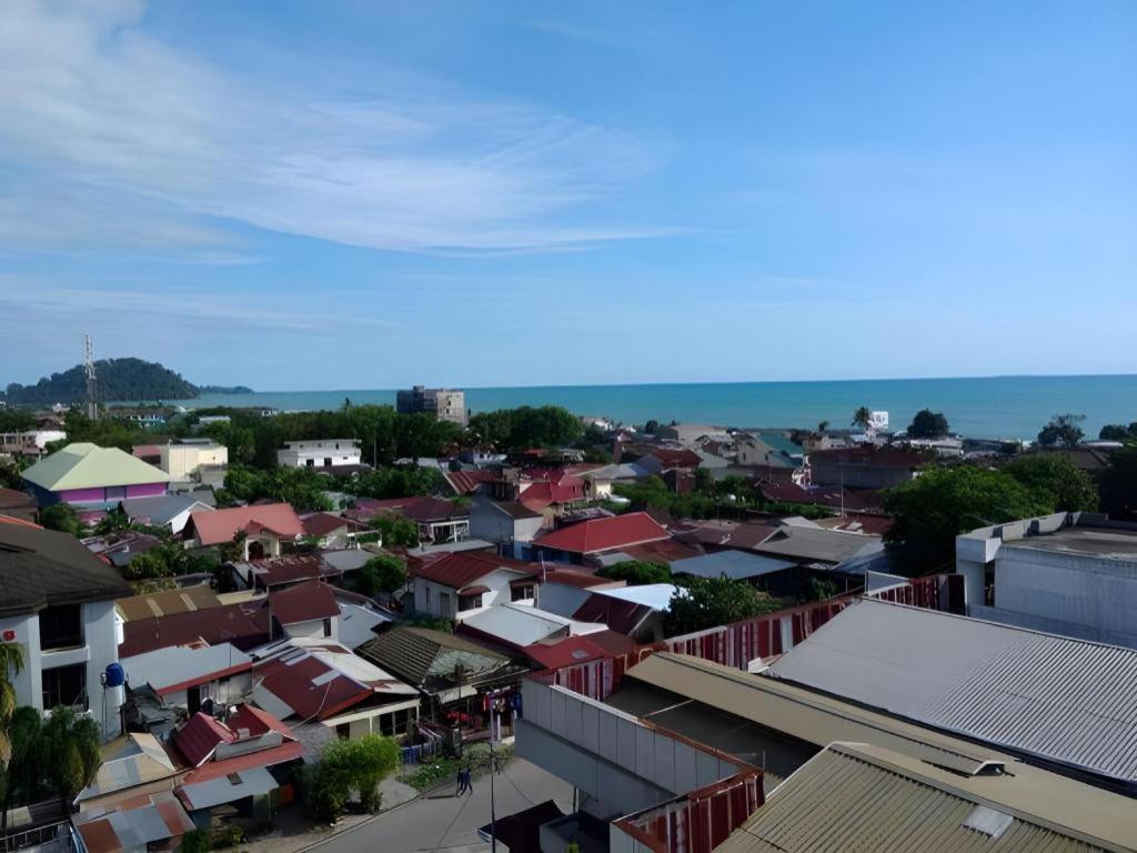 Mervit Hotel Padang  Zewnętrze zdjęcie